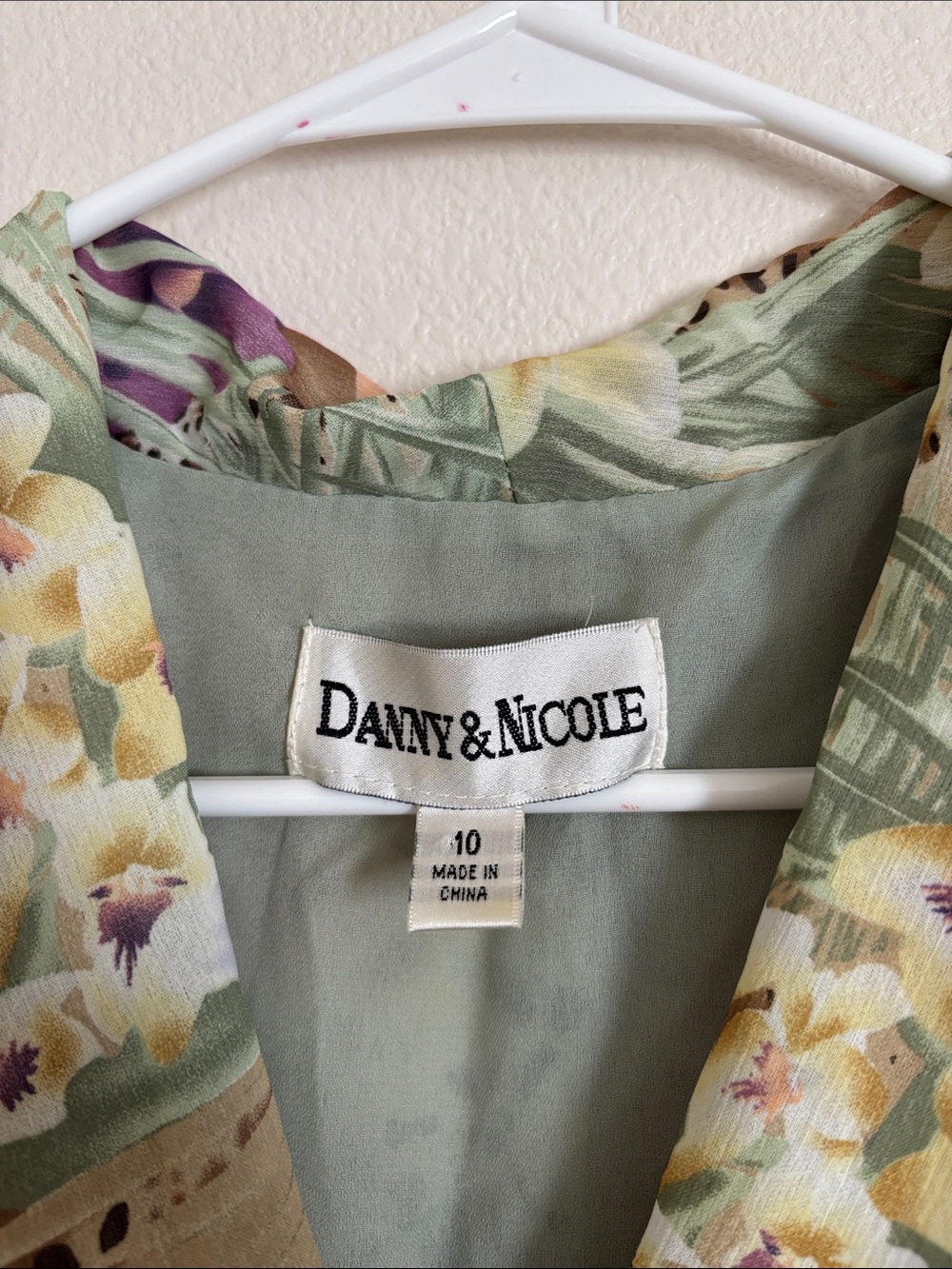 Danny & Nicole Safari Lili Print Dress Cover - Picture 2 of 6